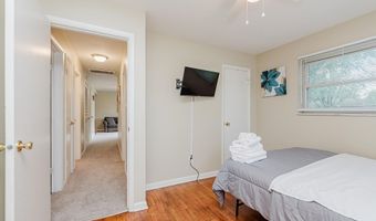 5 Whitewood Ct, Beech Grove, IN 46107