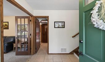 1094 Lowell Dr, Apple Valley, MN 55124