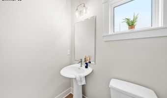 3831 NW Reinhart Dr, Ankeny, IA 50023