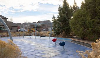 62905 DANIEL Rd, Bend, OR 97701