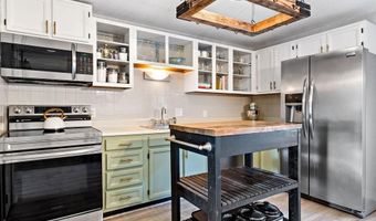 47 Morgan Ave 45, Johnston, RI 02919