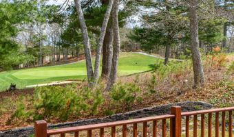 12 Sea Knoll Ct 12, Bourne, MA 02532