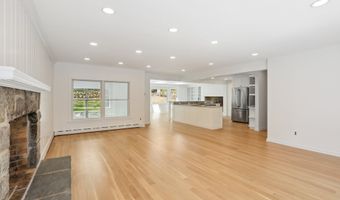 8 Fairview Ln, Wilton, CT 06897