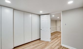1519 STAFFORD St N 3, Arlington, VA 22207