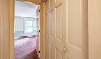 4 Pineway Dr, Auburn, ME 04210