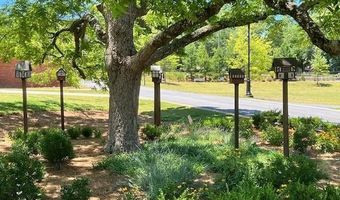 10 Clarendon Ave B, Avondale Estates, GA 30002