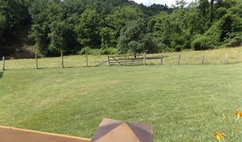 242 Country Rd, Austinville, VA 24312