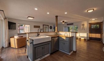 16 Hadley Ln, Blanchard, ID 83804