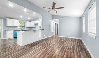 1108 9th St, Barling, AR 72923