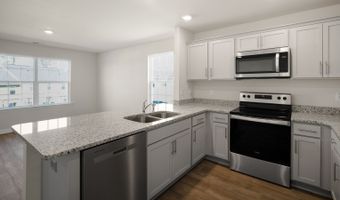 151 Trumpet Vine Rd, Aberdeen, NC 28315