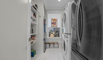 600 Beyer Dr, Bay St. Louis, MS 39520