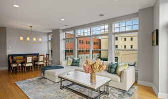 17 Chapel St Apt 402, Albany, NY 12210