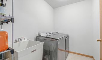 11350 53rd St NE, Albertville, MN 55301