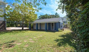 8 E DAGSBORO St, Fenwick Island, DE 19944