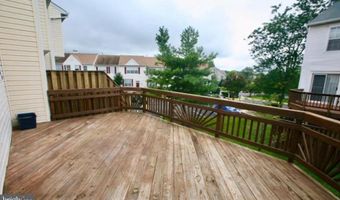 6854 SIGNATURE Cir, Alexandria, VA 22310