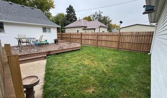 807 6th St, Aurora, NE 68818