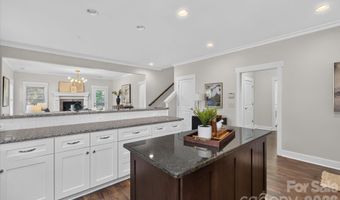 2562 Roseview Ln, Charlotte, NC 28205