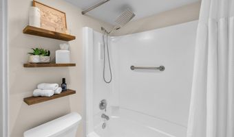203 YOAKUM Pkwy 1406, Alexandria, VA 22304