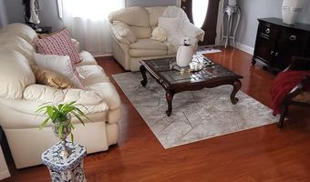 30 Grove Pl, Danbury, CT 06810