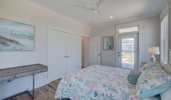 3 Sandspur Trl, Bald Head Island, NC 28461