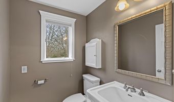 29 Sturgis Ln, Barnstable, MA 02630