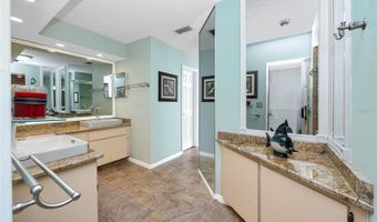 1116 KINGFISH Pl, Apollo Beach, FL 33572