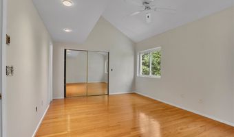 10 Valley Run Dr 10, Cromwell, CT 06416