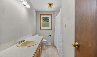 1136 W ROBERTS Ave, Appleton, WI 54914