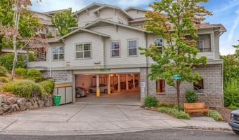 943 Mountain Meadows Cir, Ashland, OR 97520