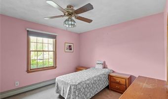 13 Sunnyside Dr, Cumberland, RI 02864