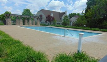 15 Caldwell Ter, Danbury, CT 06810