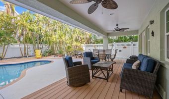 704 GLADIOLUS St, Anna Maria, FL 34216