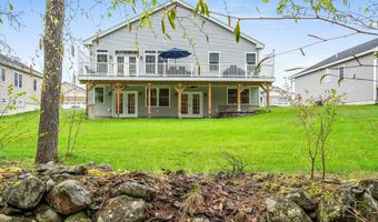 28 Blackstone Dr, Raymond, NH 03077