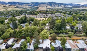 321 Clay St Spc 62, Ashland, OR 97520