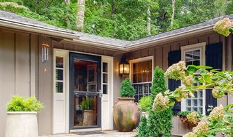 424 Split Rail Row, Highlands, NC 28741