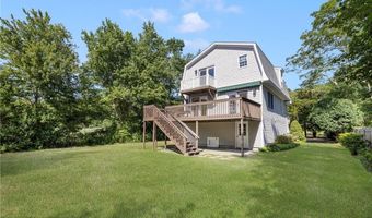133 Bridgetown Rd, Narragansett, RI 02882