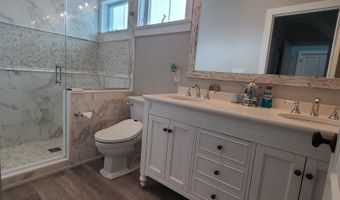 128 30th St, Avalon, NJ 08202