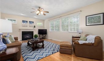 294 Sylvan Ct, North Kingstown, RI 02874