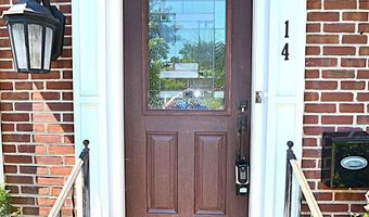 14 HILLSIDE Rd, Claymont, DE 19703