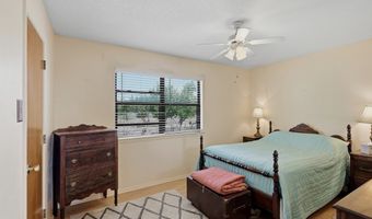 102 S Hackberry Dr, Alpine, TX 79830