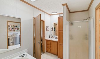 53 26th St, Allegan, MI 49010