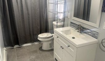 108 Franklin St, Agawam, MA 01030