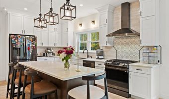 365 Walden Parke Way, Bangor, ME 04401