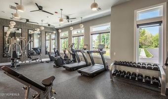 1 Waller Dr, Middletown, NJ 07748