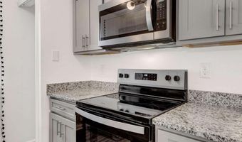 1004 Sandy Lane Dr, Alpharetta, GA 30022