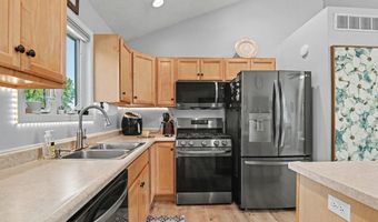 11525 60th Ave, Allendale, MI 49401