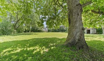 41073 N 1st St, Antioch, IL 60002