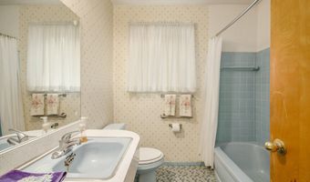 16868 Keppen Ave, Allen Park, MI 48101