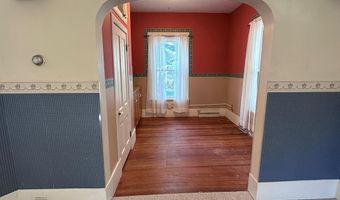 709 N St, Aurora, NE 68818