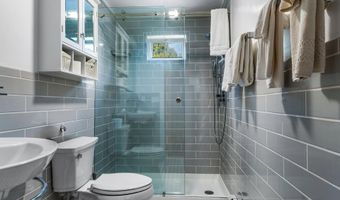 32 A Maple St, Andover, NH 03216